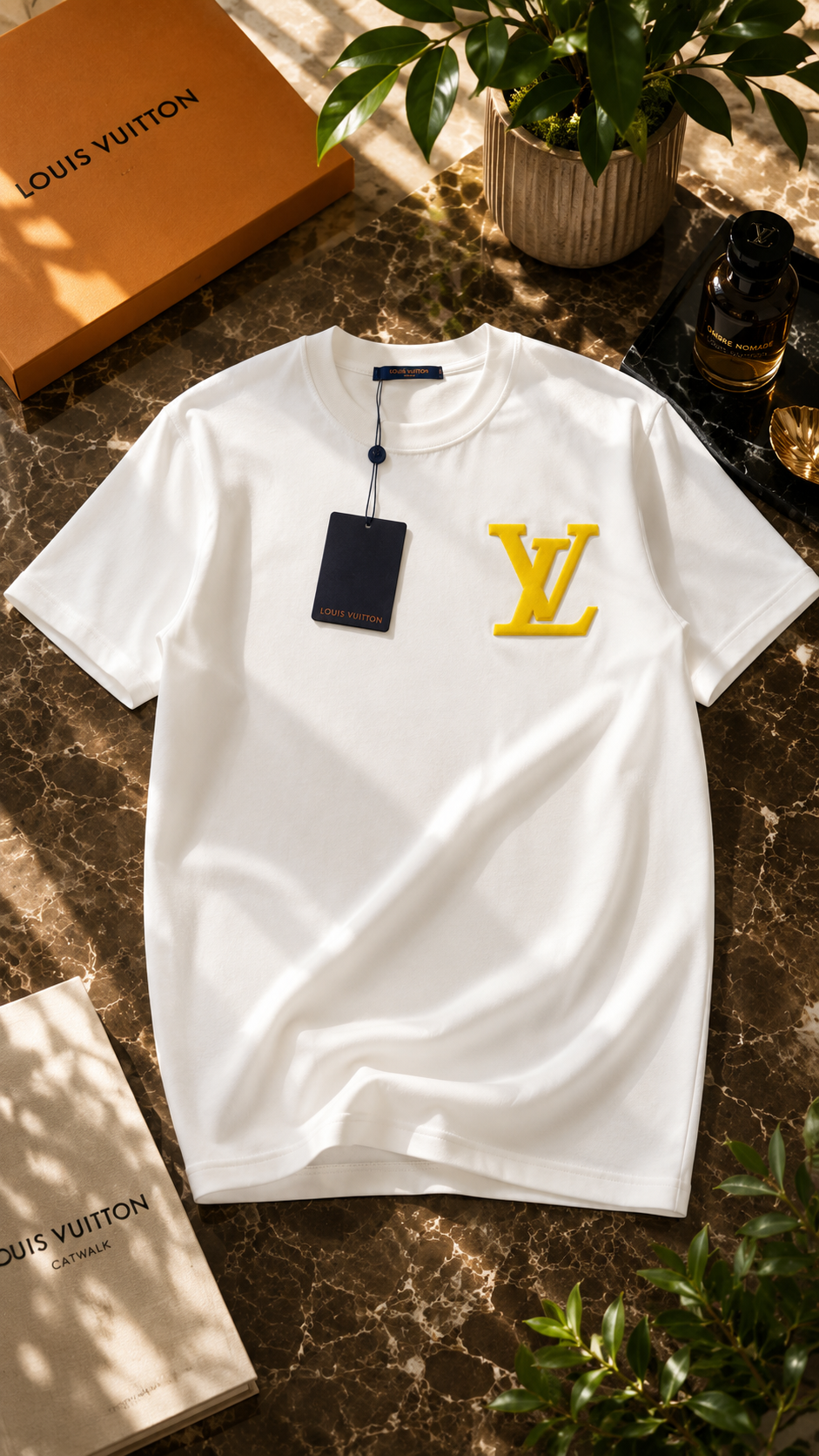 Louis vuitton - T-Shirt Blanc Logo LV jaune