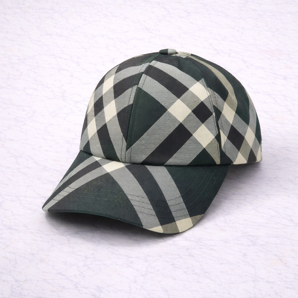 Burberry – Casquette Check Noire & Grise Signature