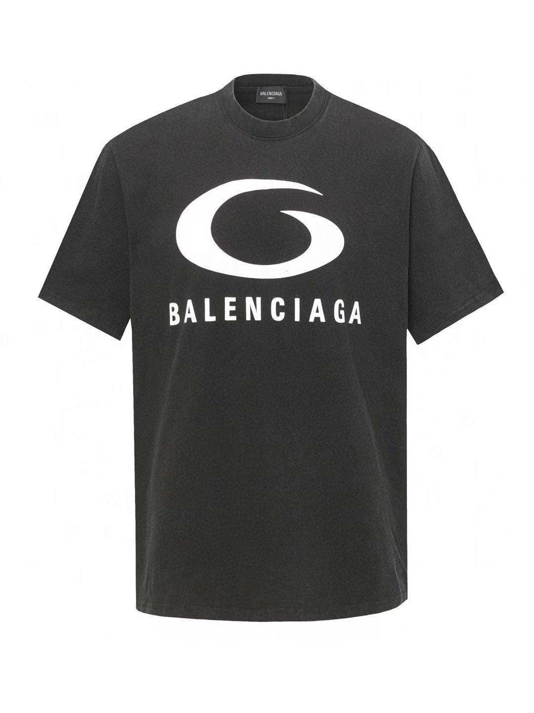 T-shirt Balenciaga